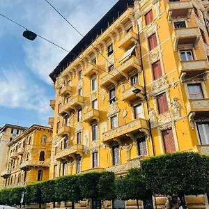 https://appartamento-retro-chic-in-la-spezia.hotelitalianriviera.com